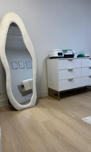 lisse aesthetics london gallery img (2)